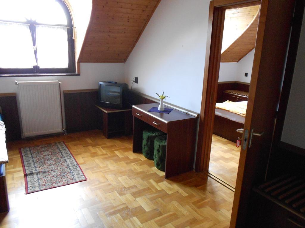 Bed and Breakfast Peregrino Panzio Budaörs Pokój zdjęcie