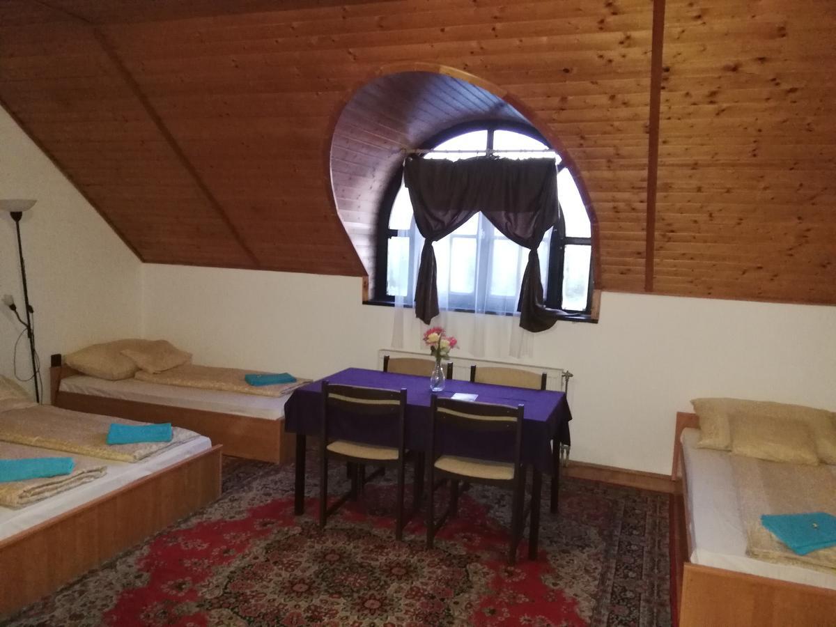 Bed and Breakfast Peregrino Panzio Budaörs Pokój zdjęcie
