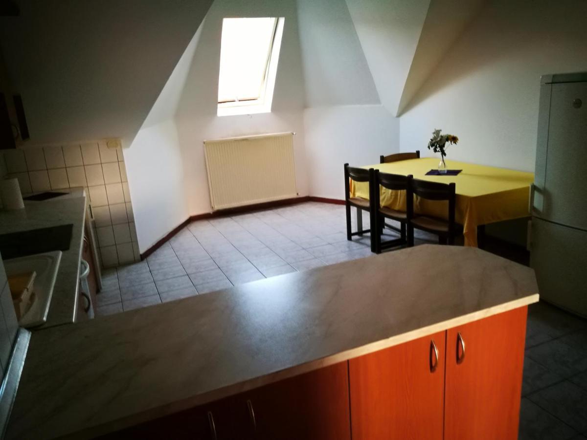 Bed and Breakfast Peregrino Panzio Budaörs Zewnętrze zdjęcie